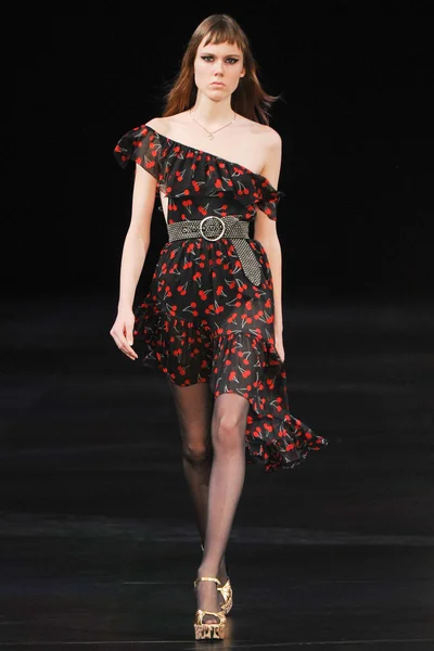 Look 1